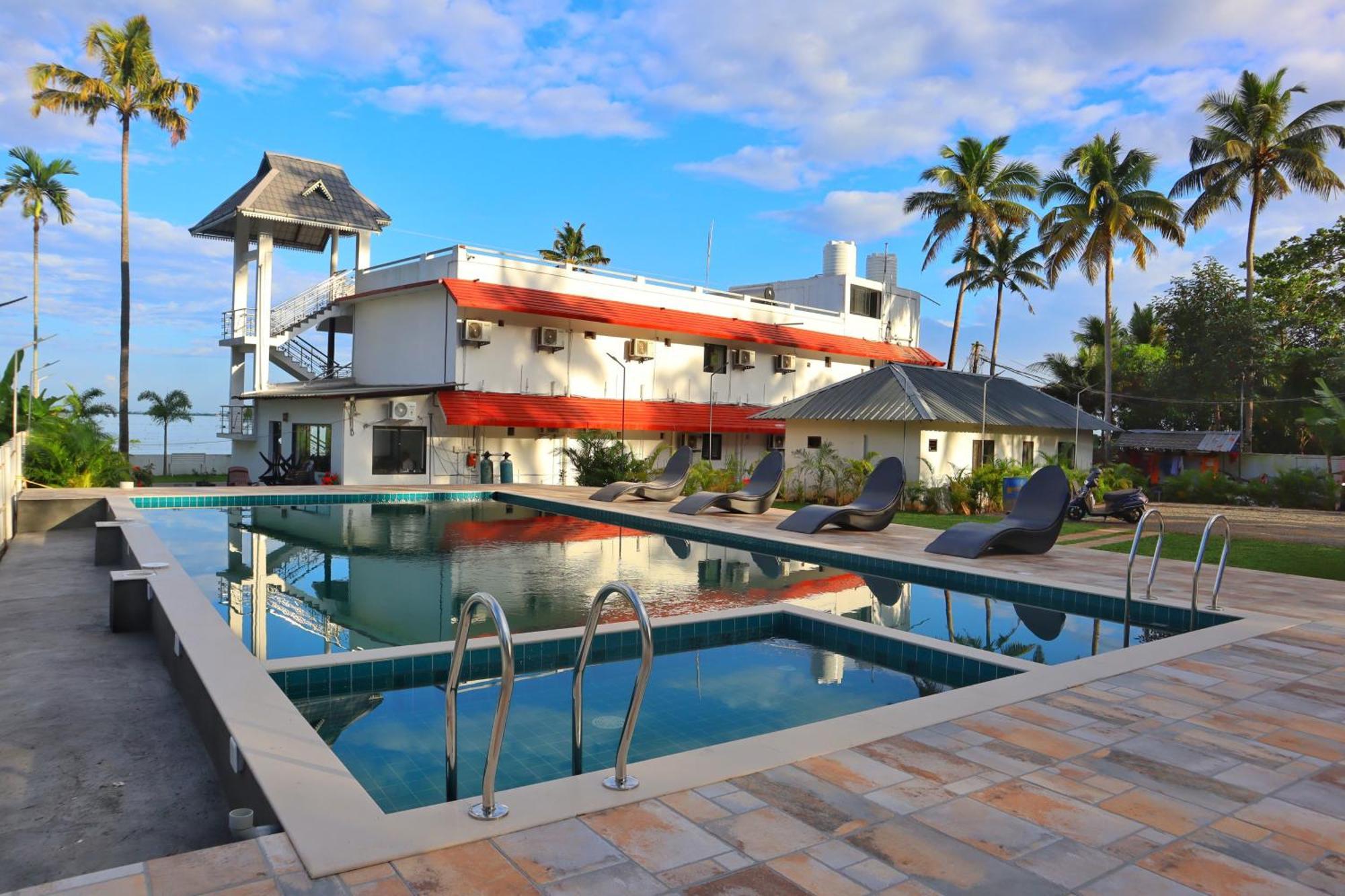 Alappuzha Vembanad Village Backwater Resort מראה חיצוני תמונה