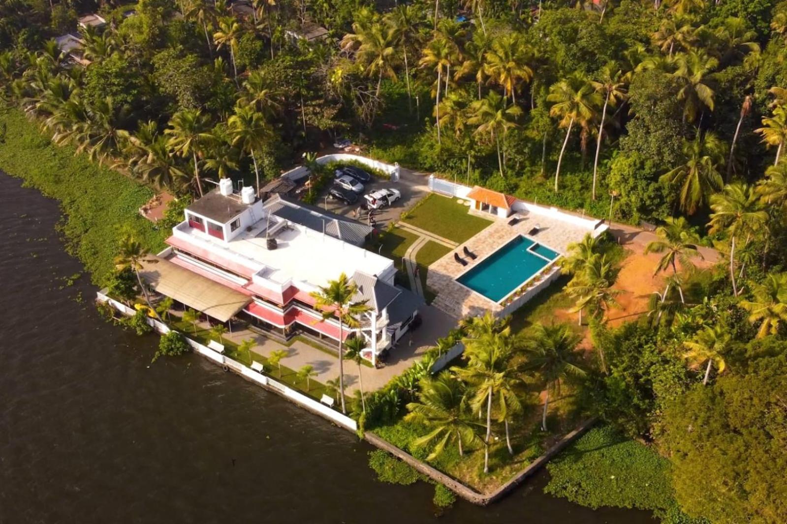 Alappuzha Vembanad Village Backwater Resort מראה חיצוני תמונה